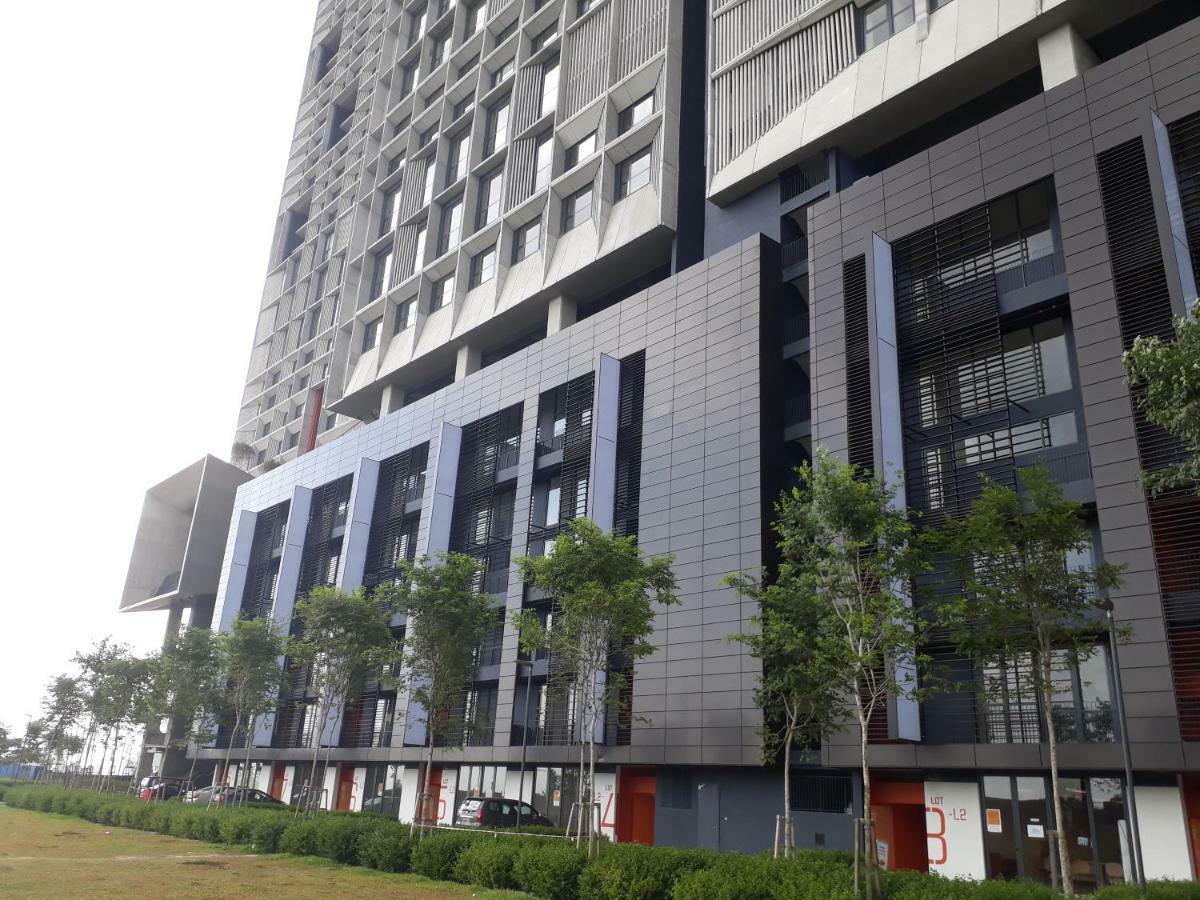 Mufasa Suites At Tamarind Suites With Wifi Netflix Coway Level 8 Cyberjaya Exterior photo
