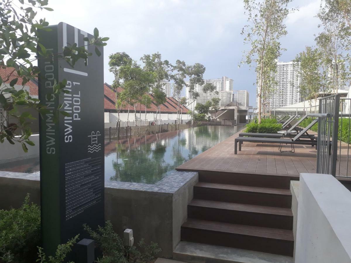 Mufasa Suites At Tamarind Suites With Wifi Netflix Coway Level 8 Cyberjaya Exterior photo