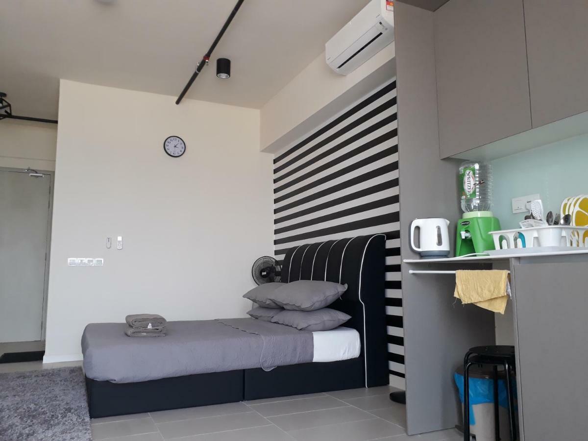 Mufasa Suites At Tamarind Suites With Wifi Netflix Coway Level 8 Cyberjaya Exterior photo