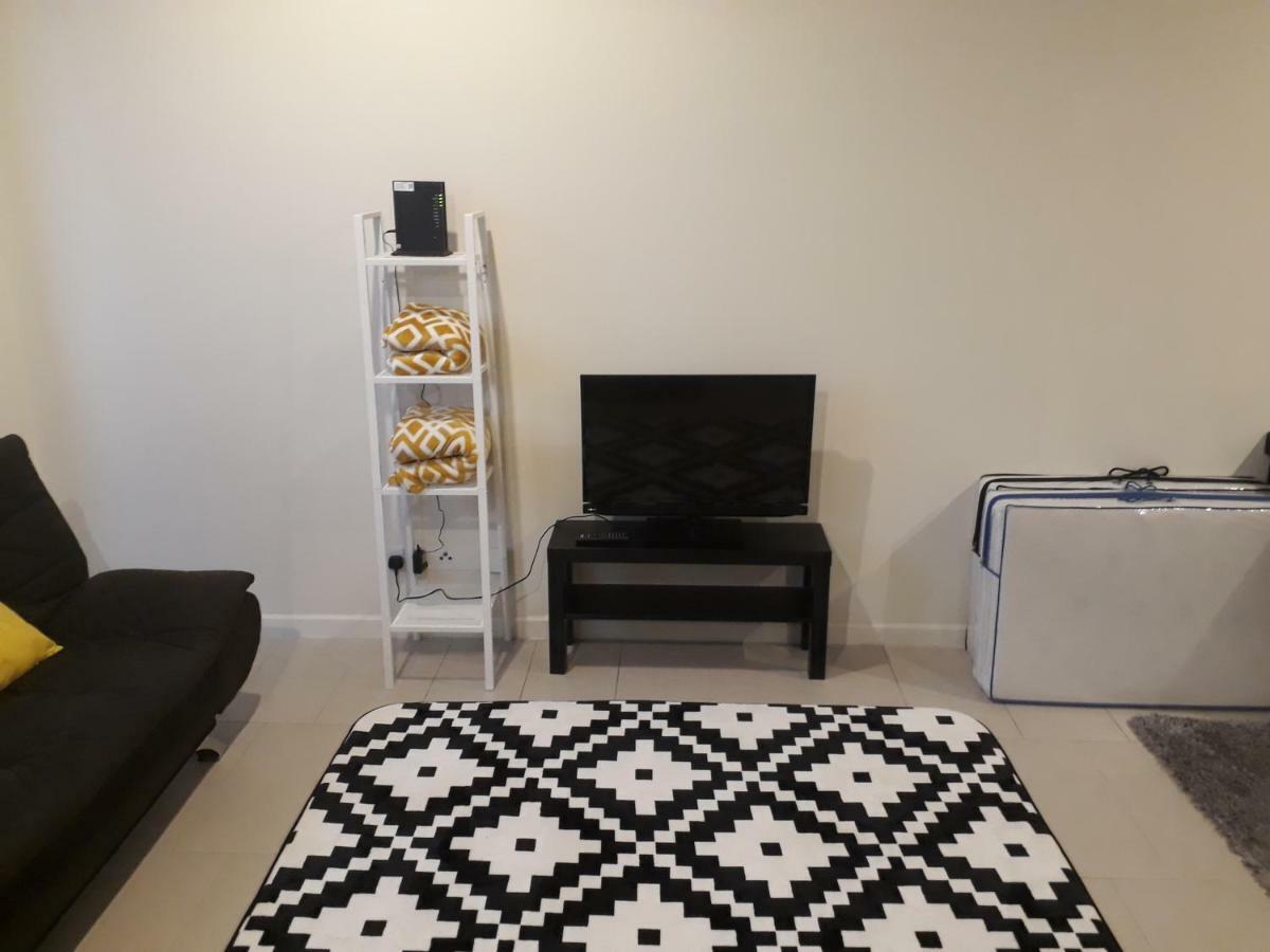Mufasa Suites At Tamarind Suites With Wifi Netflix Coway Level 8 Cyberjaya Exterior photo